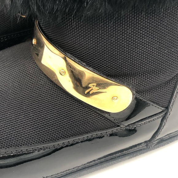 🔥Like-New Men’s Giuseppe Zanotti Moon Boots Faux Fur Black w Gold Accent Winter - Picture 5 of 10